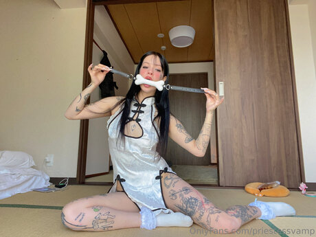 Nagie wyciekłe zdjęcie OnlyFans od Priestessvamp