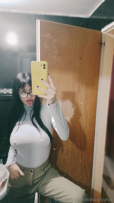 Nagie wyciekłe zdjęcie OnlyFans od Didicrazyyhot