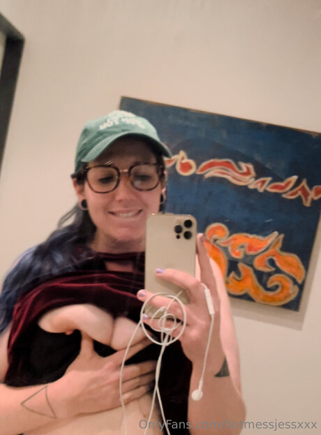 Hotmessjessxxx