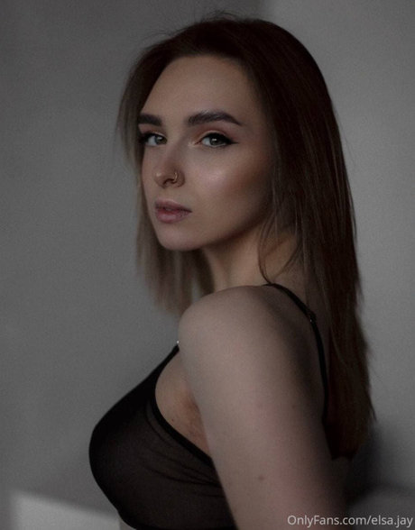 Nagie wyciekłe zdjęcie OnlyFans od Elsa Jay