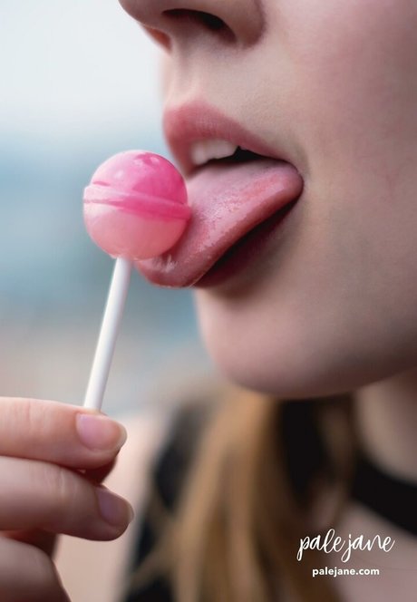 Nagie wyciekłe zdjęcie OnlyFans od Pale Jane