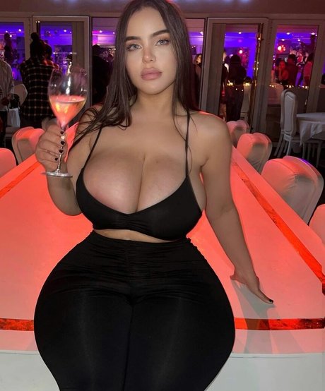Nagie wyciekłe zdjęcie OnlyFans od Noure Sahli