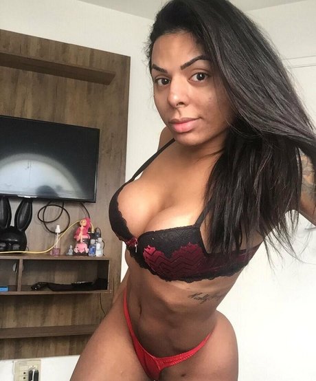 Nagie wyciekłe zdjęcie OnlyFans od Emily Sales