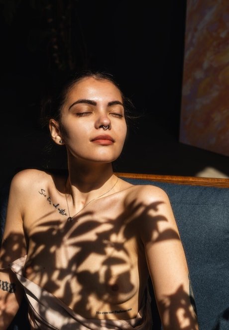 Nagie wyciekłe zdjęcie OnlyFans od Aelmiramirae