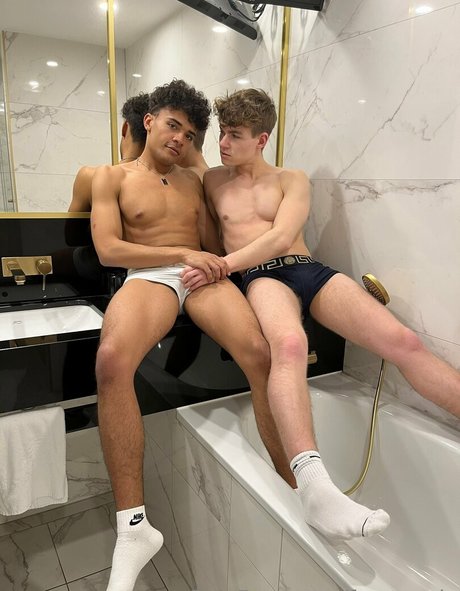 Nagie wyciekłe zdjęcie OnlyFans od Frostyonly