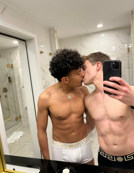 Nagie wyciekłe zdjęcie OnlyFans od Frostyonly