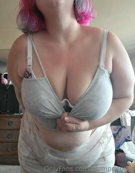 Nagie wyciekłe zdjęcie OnlyFans od Plumppepper