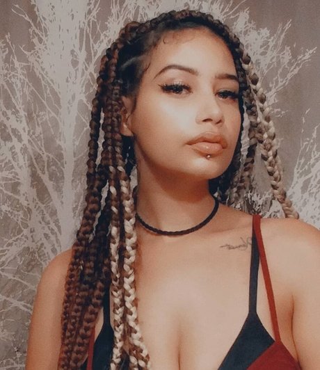 Nagie wyciekłe zdjęcie OnlyFans od Yayacharms