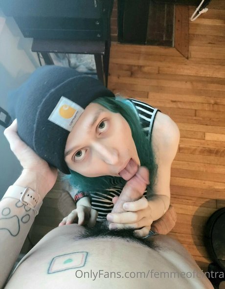 Nagie wyciekłe zdjęcie OnlyFans od Femmeofcintra