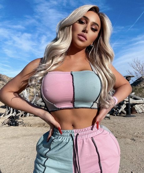 Nagie wyciekłe zdjęcie OnlyFans od La Demi