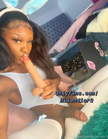 Nagie wyciekłe zdjęcie OnlyFans od Milan Dior