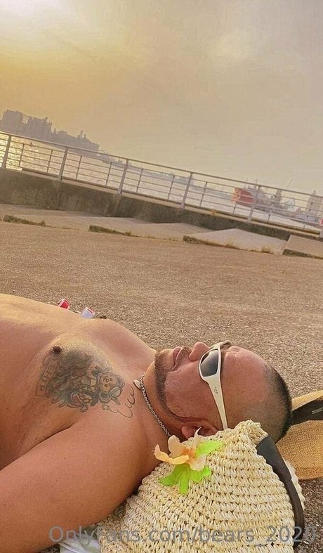 Nagie wyciekłe zdjęcie OnlyFans od Bears2020