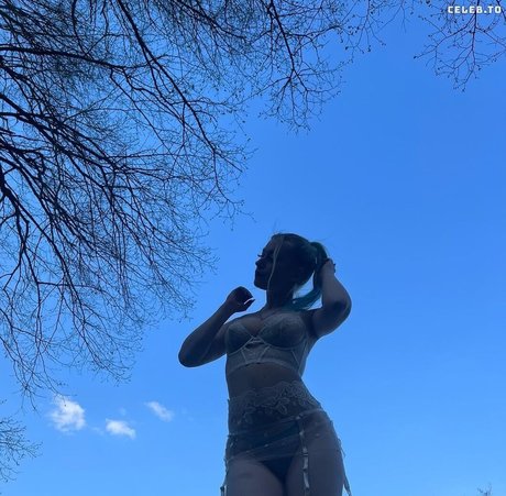 Nagie wyciekłe zdjęcie OnlyFans od Sunnygreen