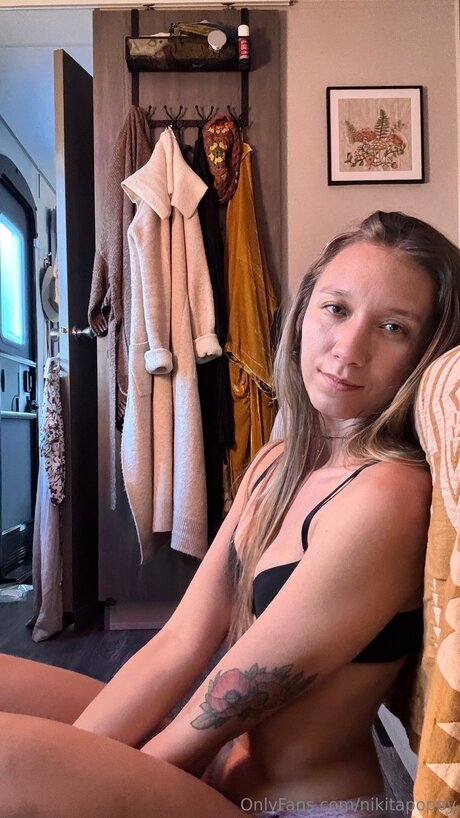 Nagie wyciekłe zdjęcie OnlyFans od Nikitapoppy