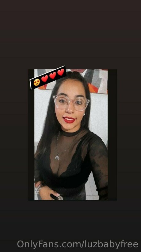 Nagie wyciekłe zdjęcie OnlyFans od Luzbabyfree