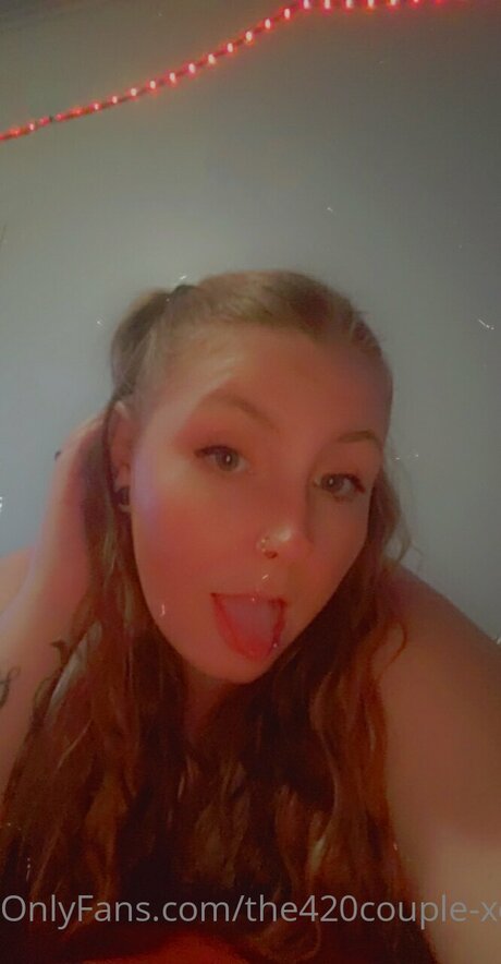 Nagie wyciekłe zdjęcie OnlyFans od The420couple Xo