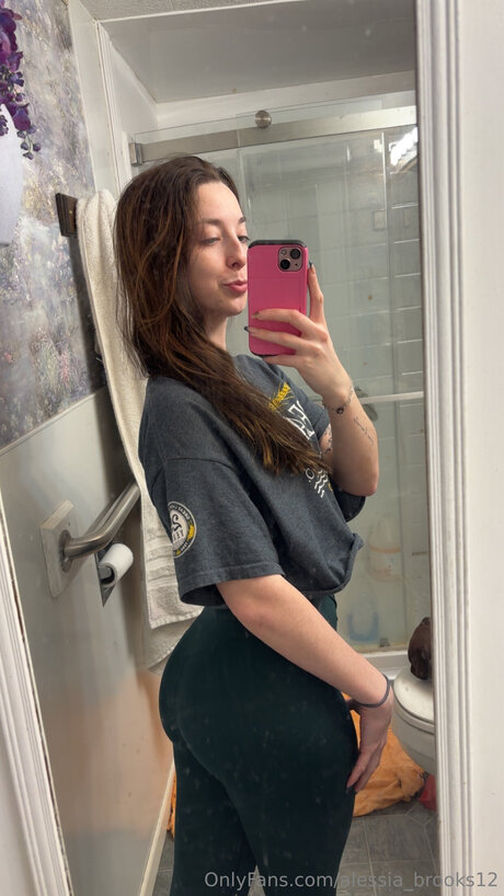 Nagie wyciekłe zdjęcie OnlyFans od Alessia Brooks12