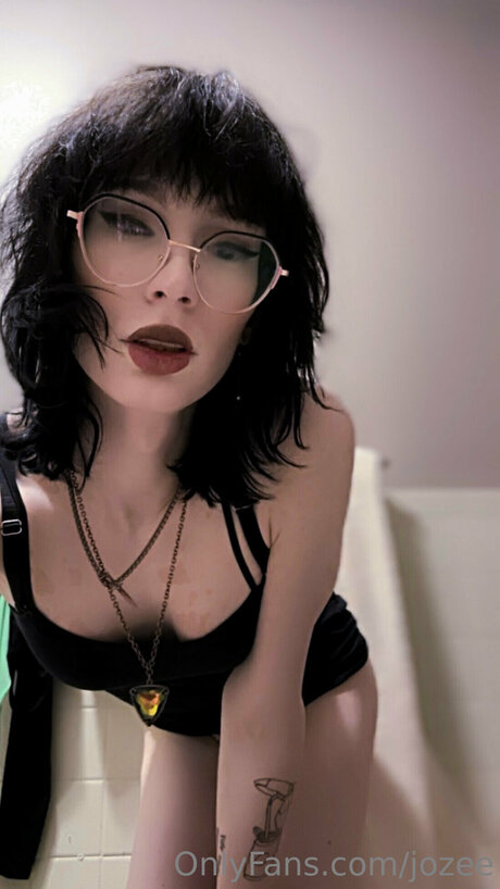 Nagie wyciekłe zdjęcie OnlyFans od Jozee