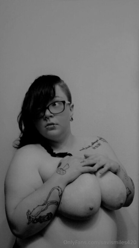 Nagie wyciekłe zdjęcie OnlyFans od Savismiles420