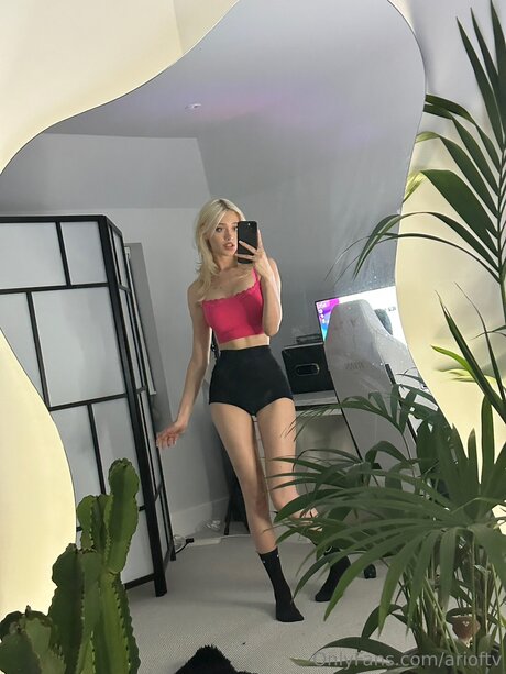 Nagie wyciekłe zdjęcie OnlyFans od Arioftv