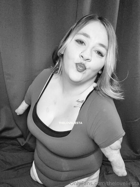Nagie wyciekłe zdjęcie OnlyFans od Theloveliesta