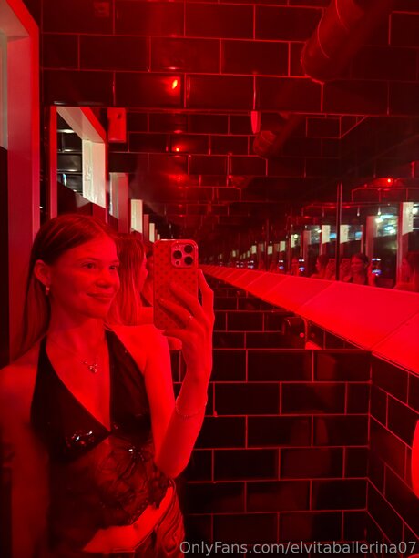 Nagie wyciekłe zdjęcie OnlyFans od Elvitaballerina07
