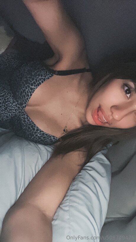 Nagie wyciekłe zdjęcie OnlyFans od Ceciixo