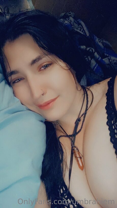 Nagie wyciekłe zdjęcie OnlyFans od Umbrahiem
