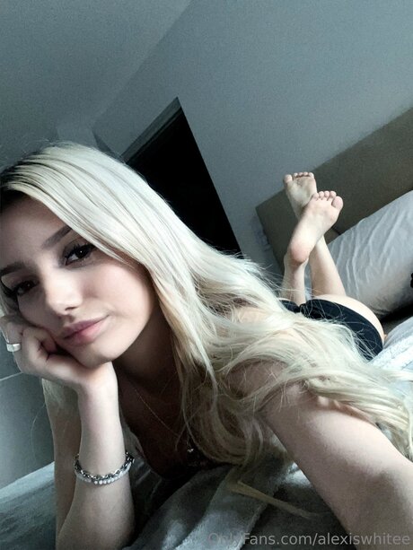 Nagie wyciekłe zdjęcie OnlyFans od Alexiiswhitee