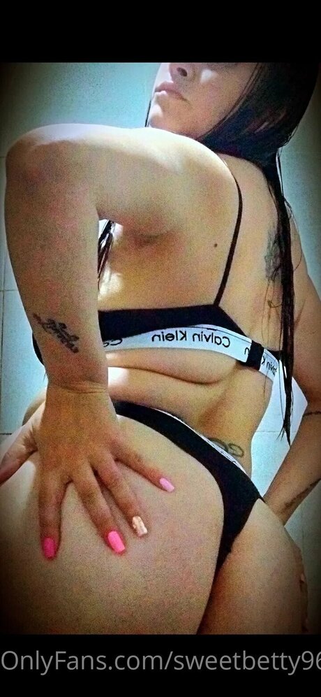 Nagie wyciekłe zdjęcie OnlyFans od Sweetbetty96
