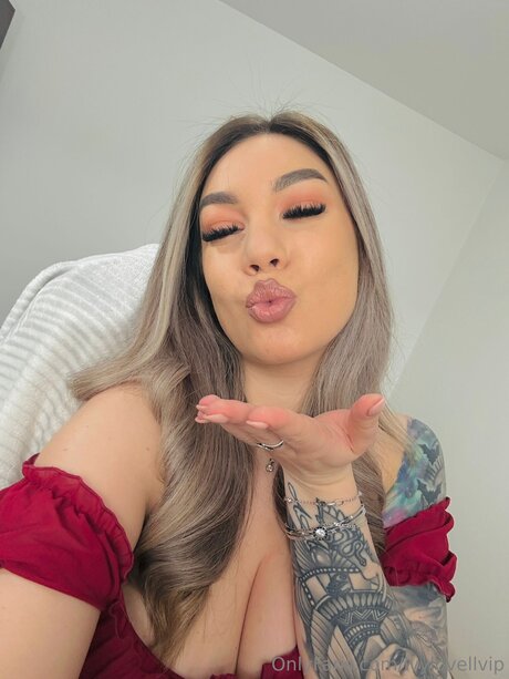 Nagie wyciekłe zdjęcie OnlyFans od Ivylovellvip
