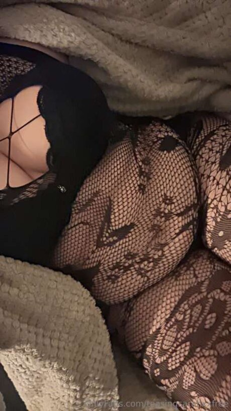 Teasingsarahxxfree