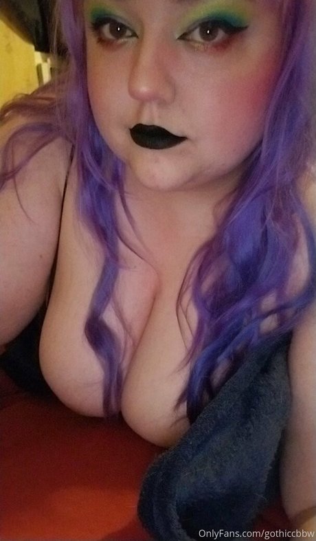 Nagie wyciekłe zdjęcie OnlyFans od Gothiccbbw