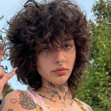 Nagie wyciekłe zdjęcie OnlyFans od Keaton Belle