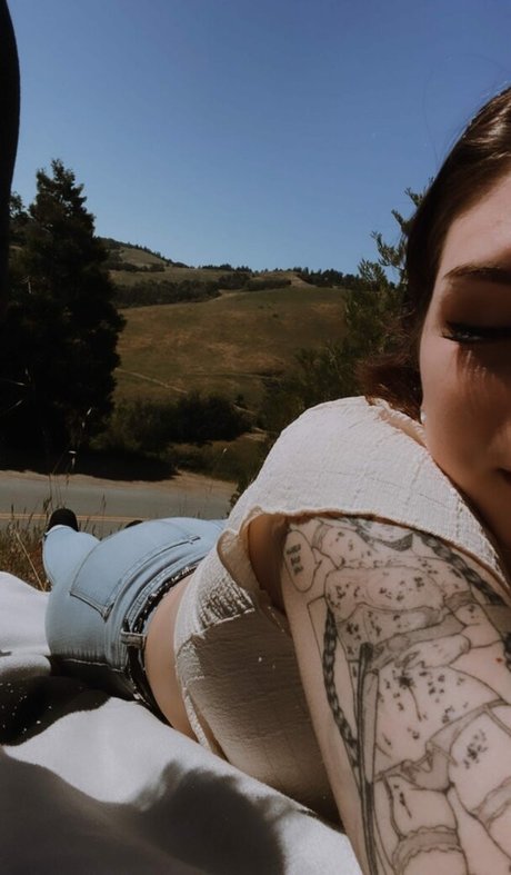 Nagie wyciekłe zdjęcie OnlyFans od Ltlyata