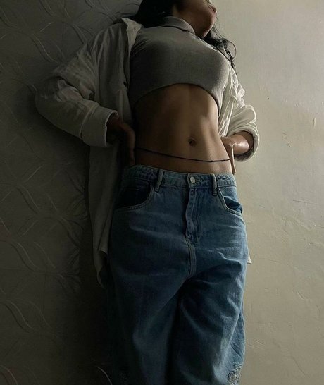 Nagie wyciekłe zdjęcie OnlyFans od Skinnywaistfitbabe