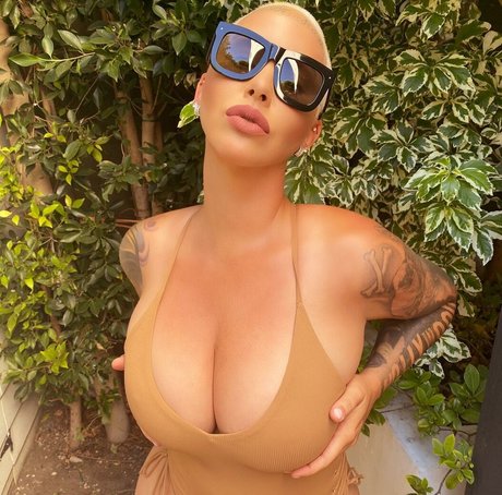 Nagie wyciekłe zdjęcie OnlyFans od Amber Rose
