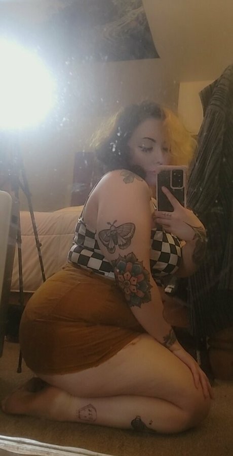 Nagie wyciekłe zdjęcie OnlyFans od Ashleysinnn