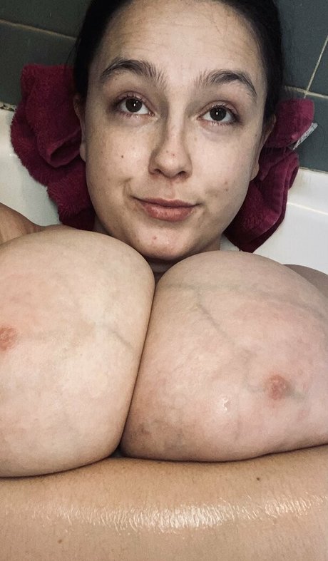 Nagie wyciekłe zdjęcie OnlyFans od Sexystella255