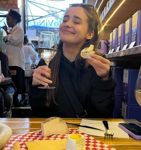 Nagie wyciekłe zdjęcie OnlyFans od Holly Earl