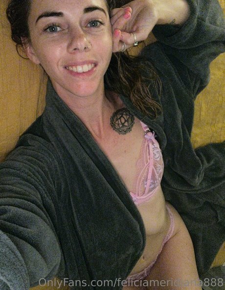 Nagie wyciekłe zdjęcie OnlyFans od Feliciameridiana888