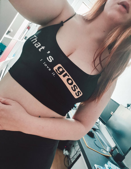 Nagie wyciekłe zdjęcie OnlyFans od Doenill
