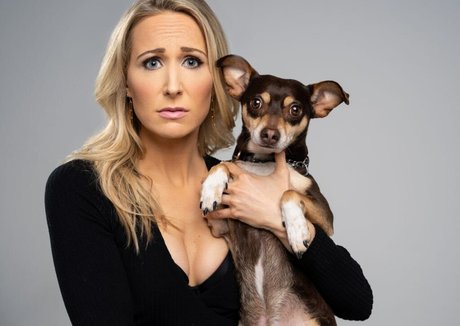 Nagie wyciekłe zdjęcie OnlyFans od Nikki Glaser