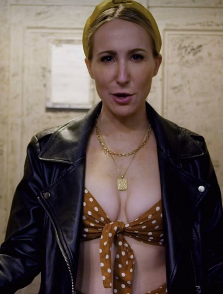 Nagie wyciekłe zdjęcie OnlyFans od Nikki Glaser