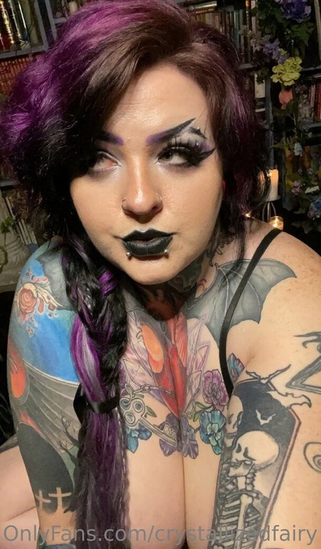 Nagie wyciekłe zdjęcie OnlyFans od Crystallizedfairy