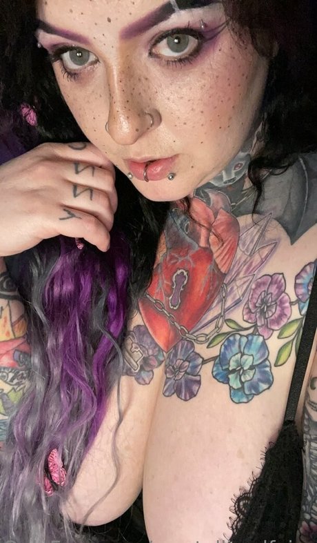 Nagie wyciekłe zdjęcie OnlyFans od Crystallizedfairy