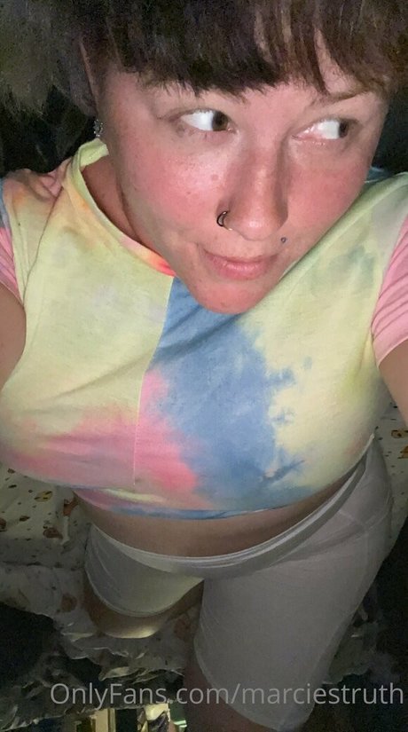 Nagie wyciekłe zdjęcie OnlyFans od Marciestruth
