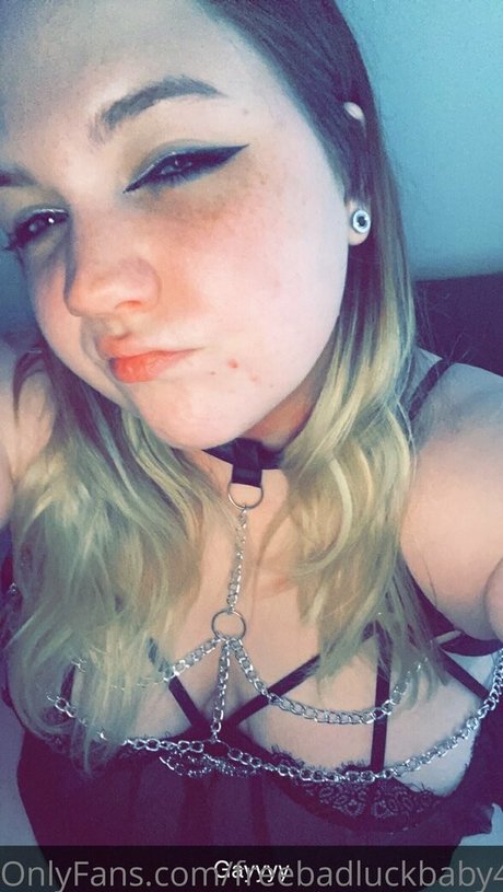 Nagie wyciekłe zdjęcie OnlyFans od Freebadluckbaby420
