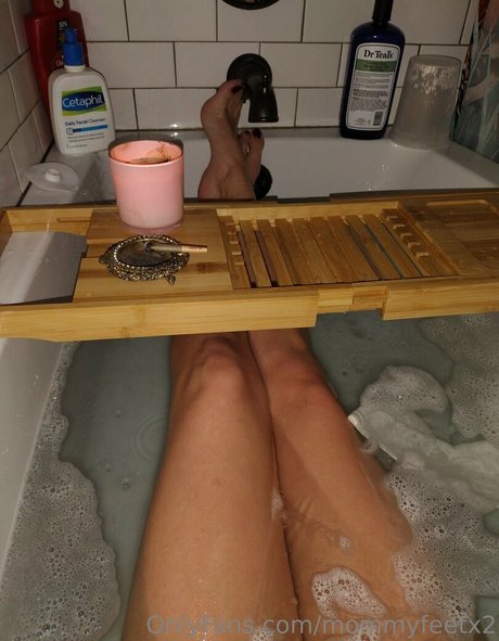 Mommyfeetx2