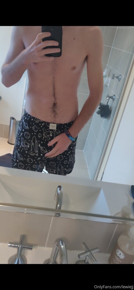 Nagie wyciekłe zdjęcie OnlyFans od Ljj98